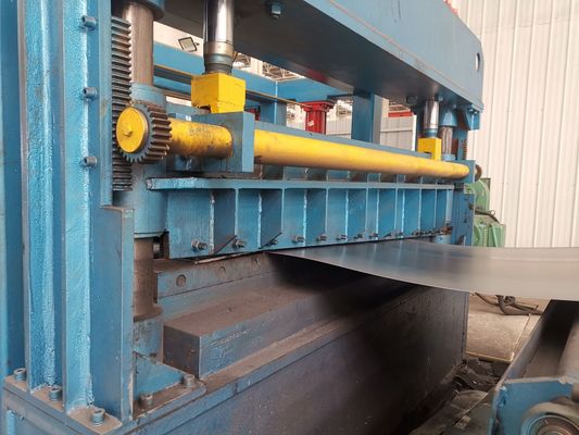 ΜΑ-12×2000 ισοπεδώνοντας το μέταλλο φύλλων 4mm που κόβεται στη μηχανή μήκους