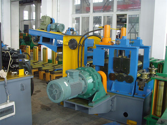 Γραμμή παραγωγής σωλήνων συγκόλλησης υψηλής συχνότητας με τον οριζόντιο συσσωρευτή λουρίδων