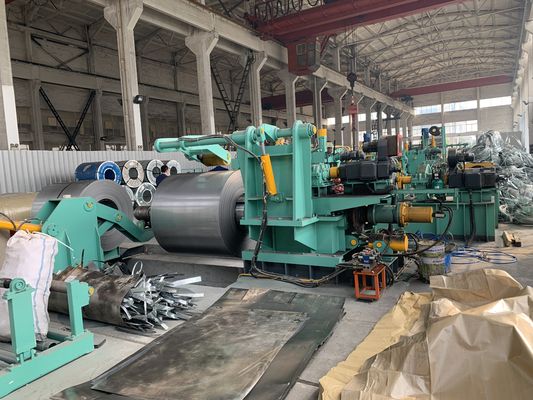 σπείρα χάλυβα 0.33mm που σκίζει τη μηχανή με την ισοπέδωση πέντε κυλίνδρων