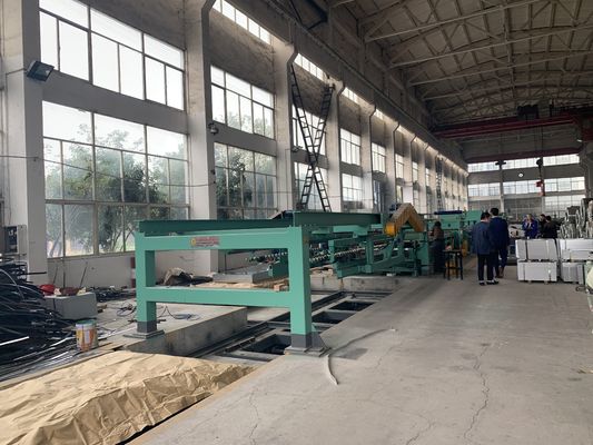 7.5KW αυτόματο φύλλο χάλυβα που σκίζει τη μηχανή με το σύστημα ελέγχου PLC