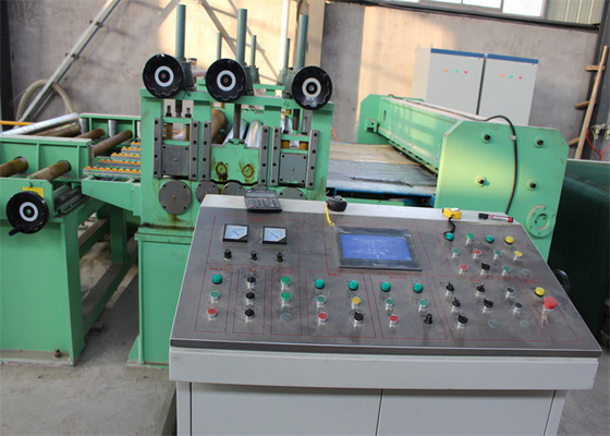 PLC 1500mm που κόβεται στη μηχανή 20m/Min γραμμών μήκους που κυλά το CE